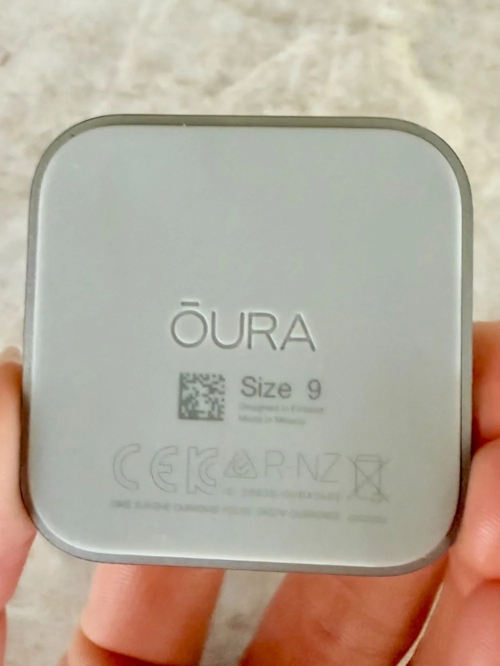 Oura ring Gen 4 size 9 Gold